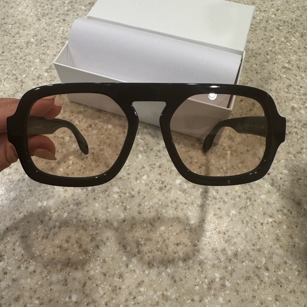 Elisa Johnson Jane in Gloss Black